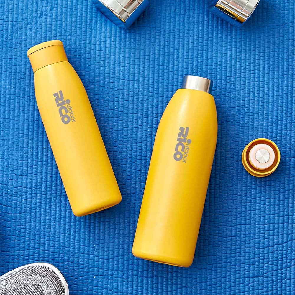900ml Silicone Ring Stainless Steel Vacuum Sports Bottle